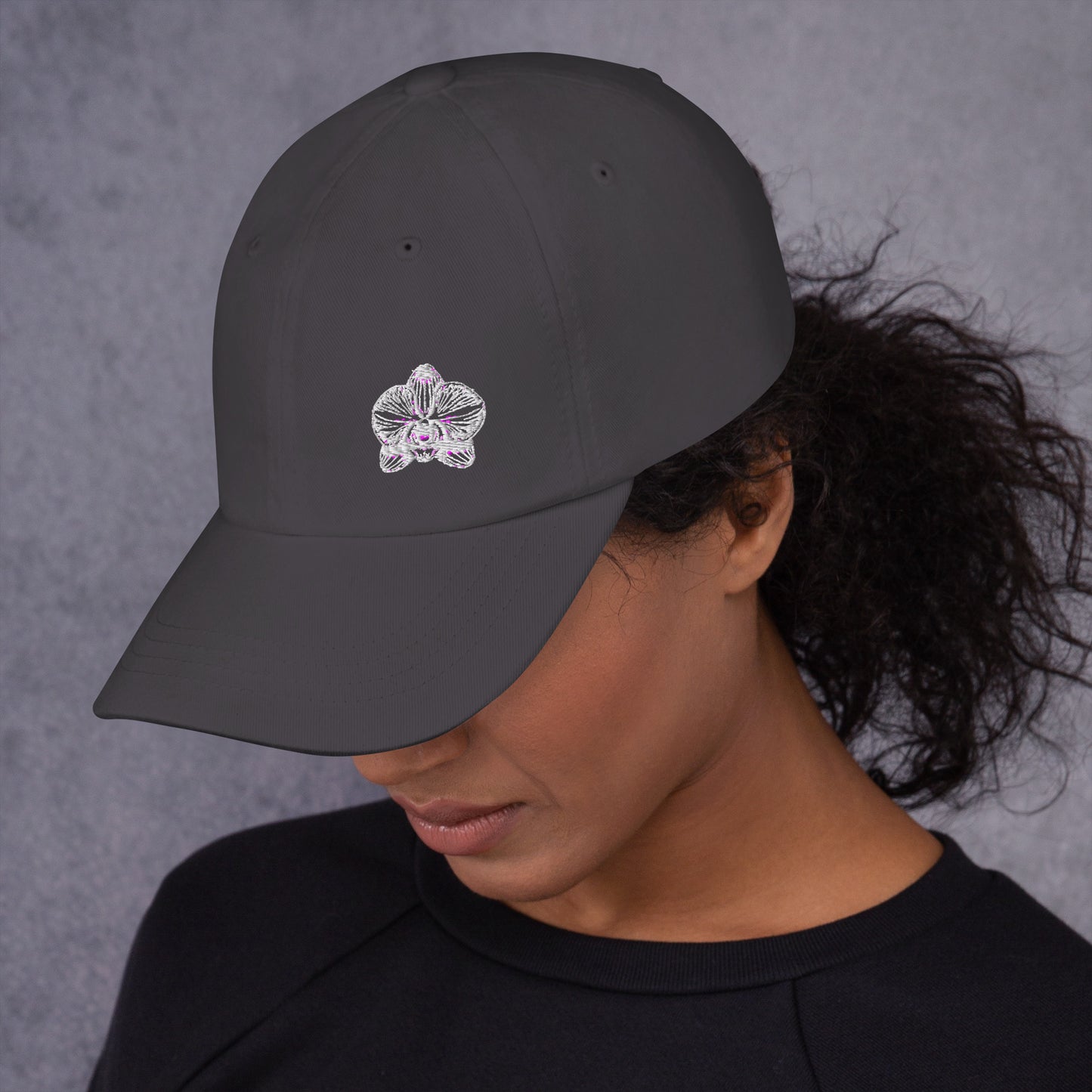Dark grey Signature classic dad hat with orchid emblem – Schwarzman