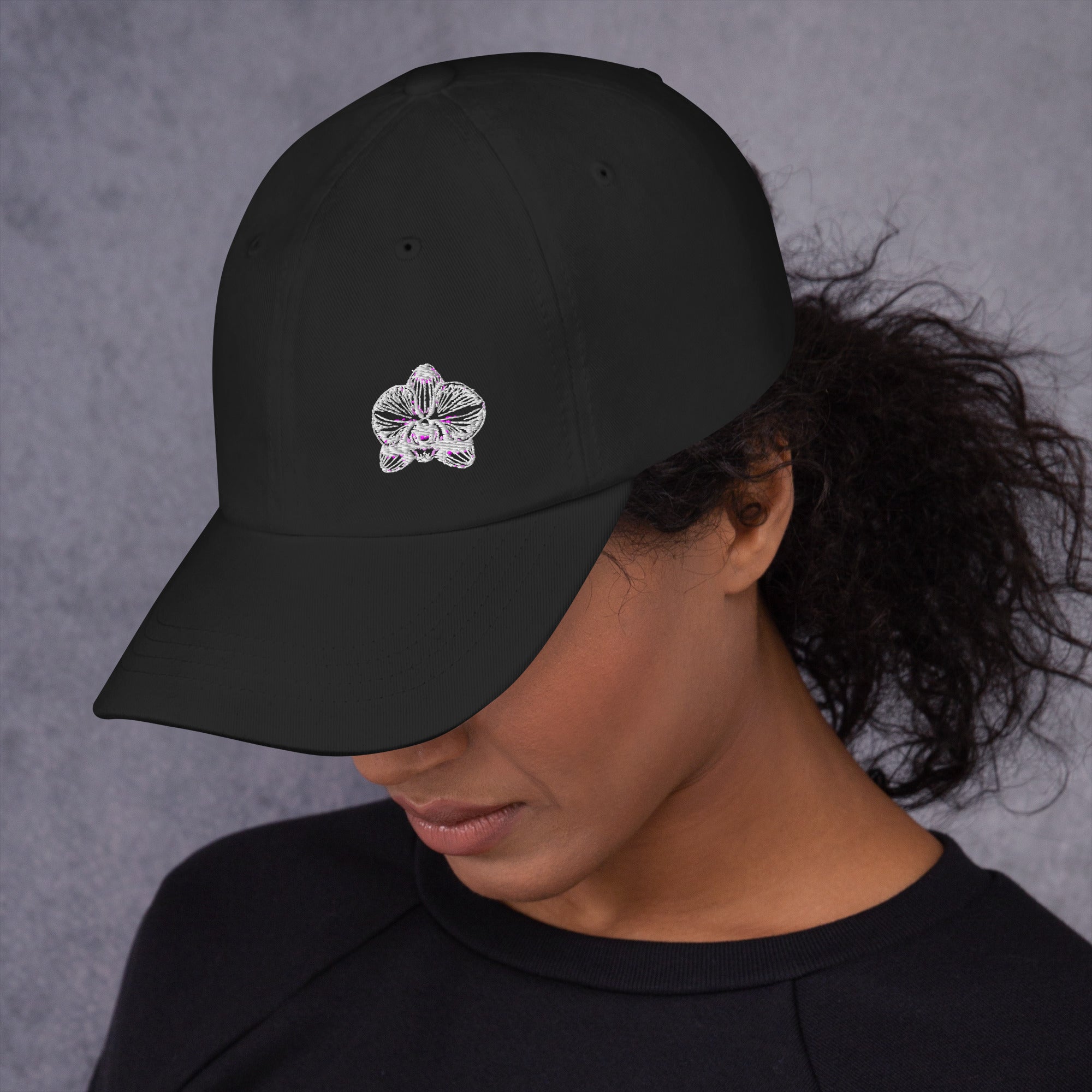 Black Signature classic dad hat with orchid emblem – Schwarzman