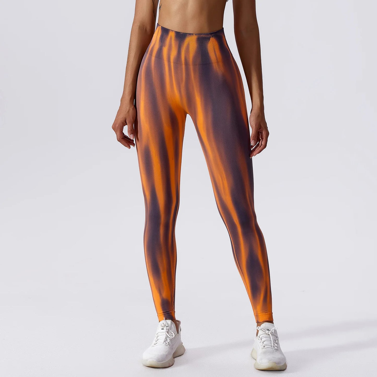 Schwarzman - Women Flamber Activewear Pants - The Women Flamber Activewear Pants provide a comfortable and secure fit with an elastic waistband. Made from a blend of nylon and spandex, these full length pants are perfect for any physical activity, such as