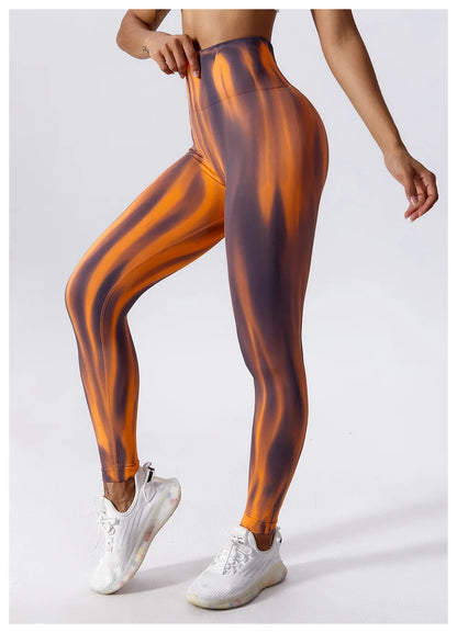 Schwarzman - Women Flamber Activewear Pants - The Women Flamber Activewear Pants provide a comfortable and secure fit with an elastic waistband. Made from a blend of nylon and spandex, these full length pants are perfect for any physical activity, such as