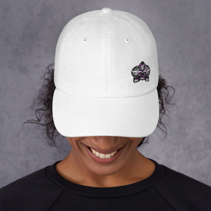 White Black Signature classic dad hat with orchid emblem – Schwarzman